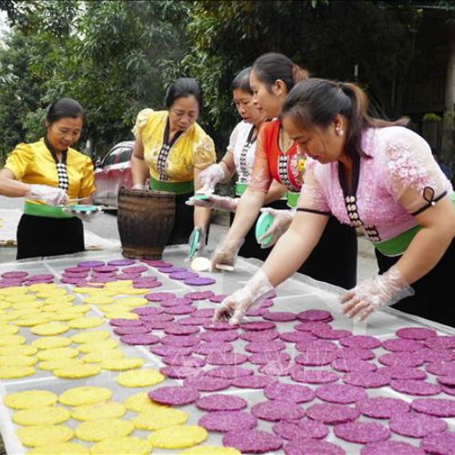 Làng nghề bánh Khẩu Xén, bánh Chí Chọp